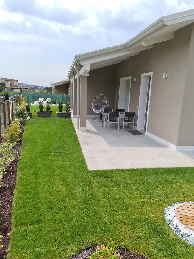 Residence Le Aromatiche Cavaion Veronese İtalya
